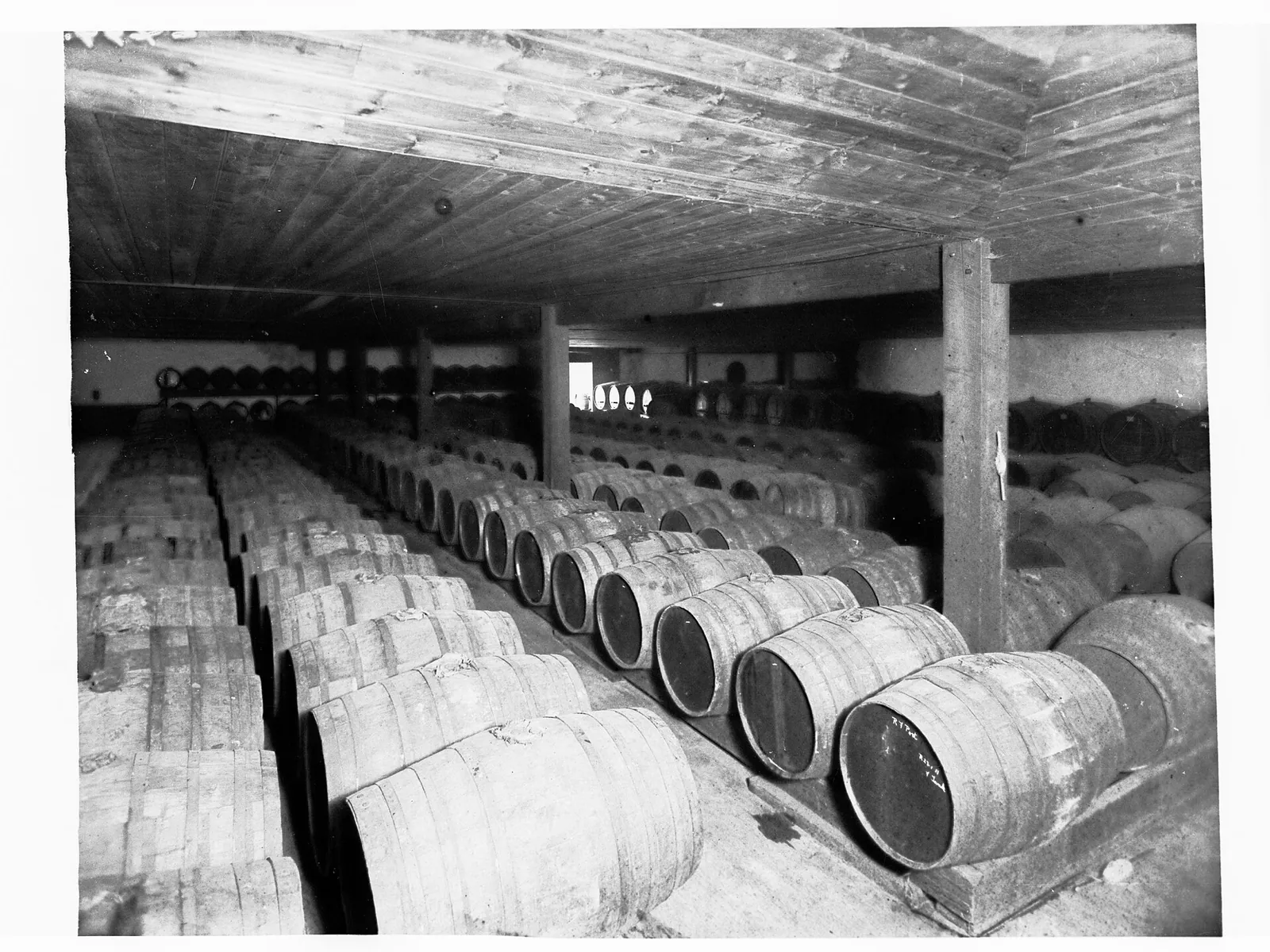 Wineries to visit around Gordes — Luberon, Provence
