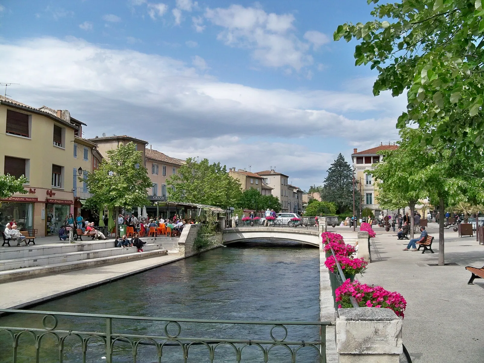 L’Isle-sur-la-Sorgue, Venise comtadine et brocantes — Luberon, Provence